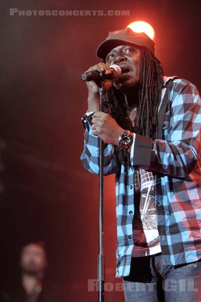 ALPHA BLONDY - 2010-06-21 - VINCENNES - Chateau de Vincennes - 